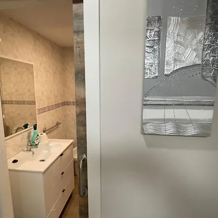 Acogedor, Piso En